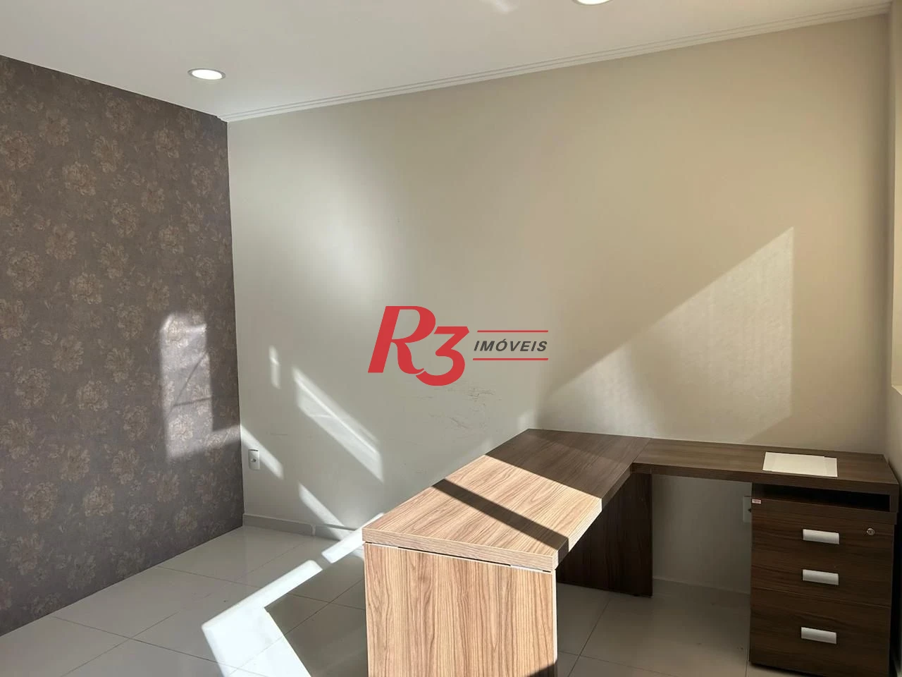Sala para alugar, 38 m² por R$ 3.716,24/mês - Gonzaga - Santos/SP