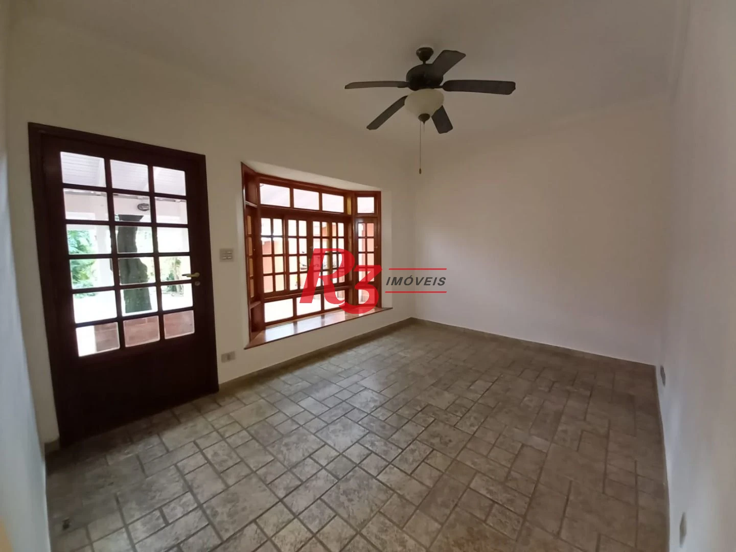 Casa com 3 dormitórios à venda, 108 m² por R$ 1.400.000,00 - Vila Voturuá - São Vicente/SP