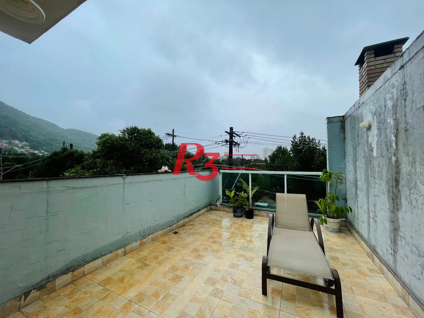 Casa com 3 dormitórios para alugar, 140 m² por R$ 4.600,00/mês - Marapé - Santos/SP