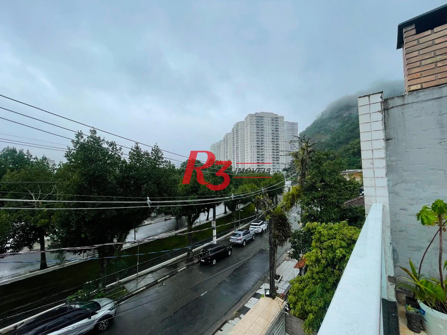 Casa com 3 dormitórios para alugar, 140 m² por R$ 4.600,00/mês - Marapé - Santos/SP