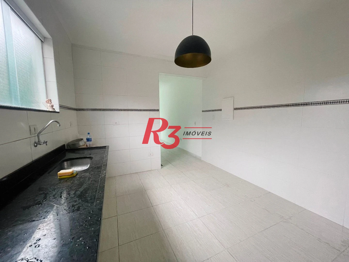 Casa com 3 dormitórios para alugar, 140 m² por R$ 4.600,00/mês - Marapé - Santos/SP