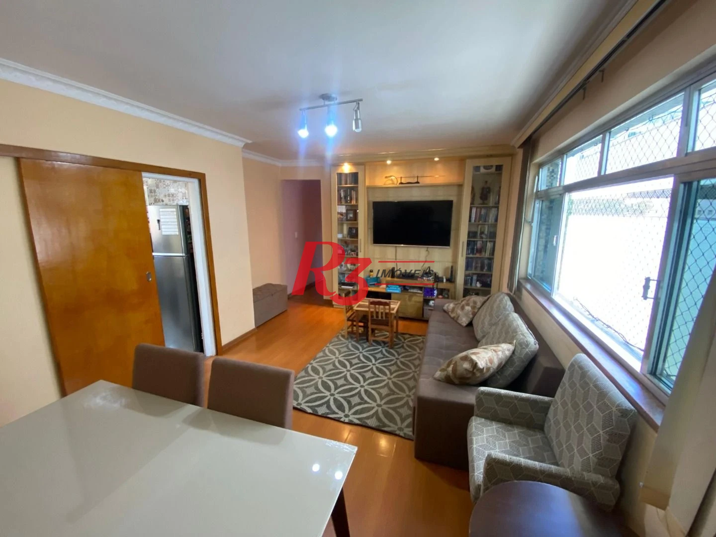 Apartamento com 3 dormitórios à venda, 109 m² por R$ 520.000,00 - Gonzaga - Santos/SP
