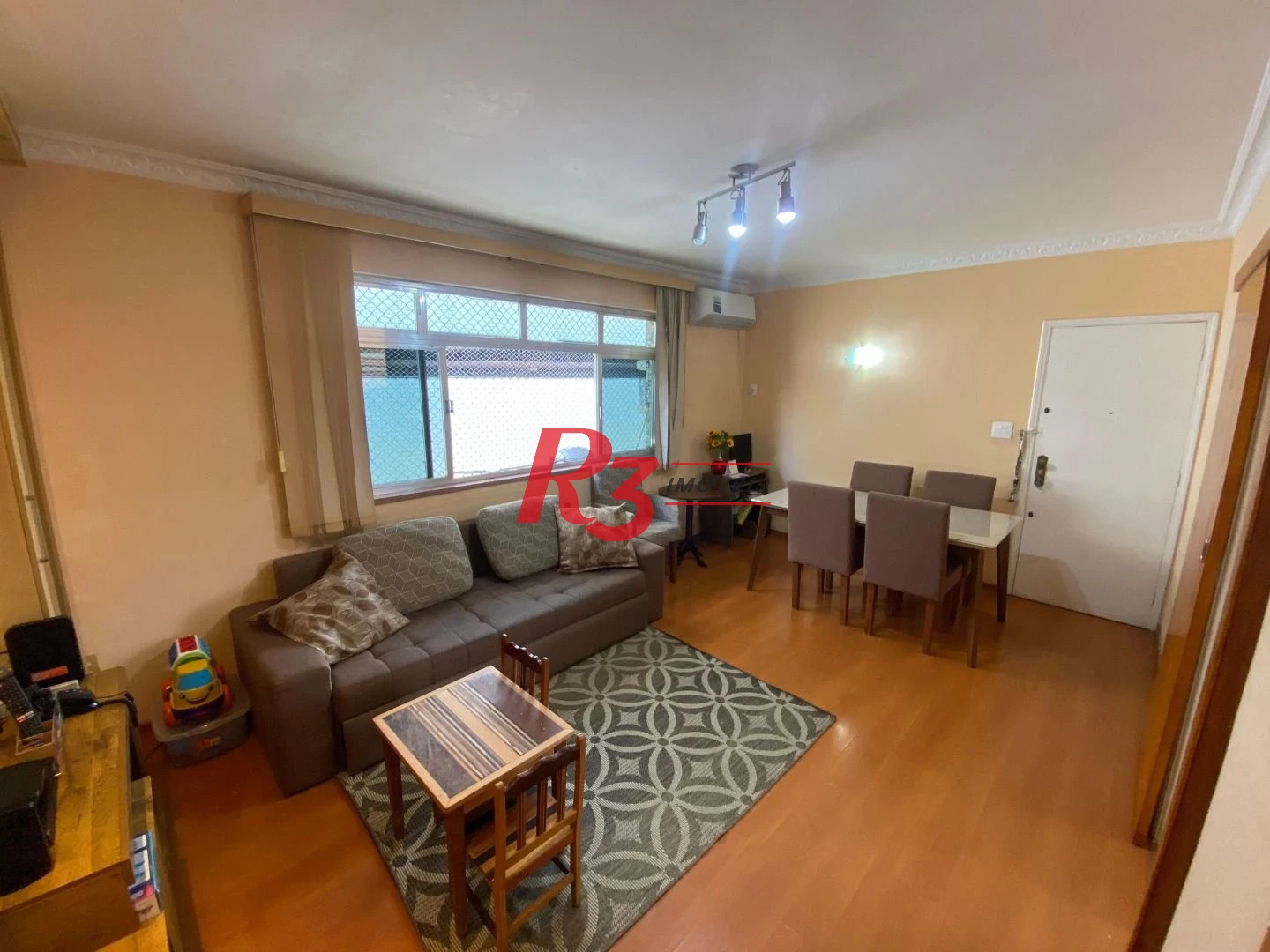 Apartamento com 3 dormitórios à venda, 109 m² por R$ 520.000,00 - Gonzaga - Santos/SP