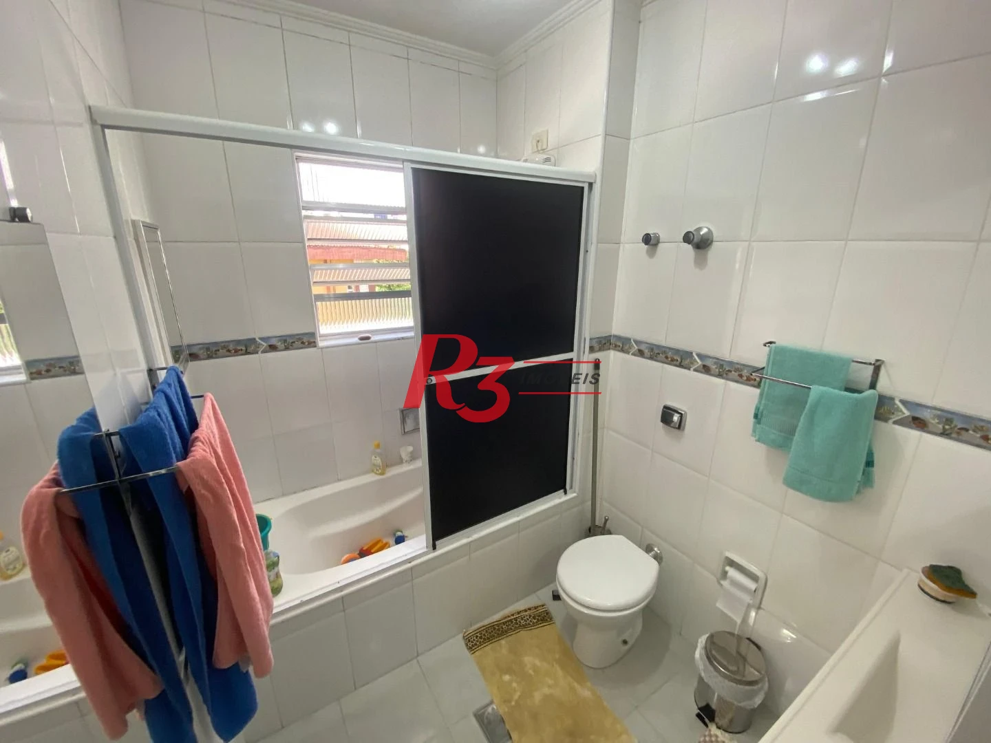Apartamento com 3 dormitórios à venda, 109 m² por R$ 520.000,00 - Gonzaga - Santos/SP