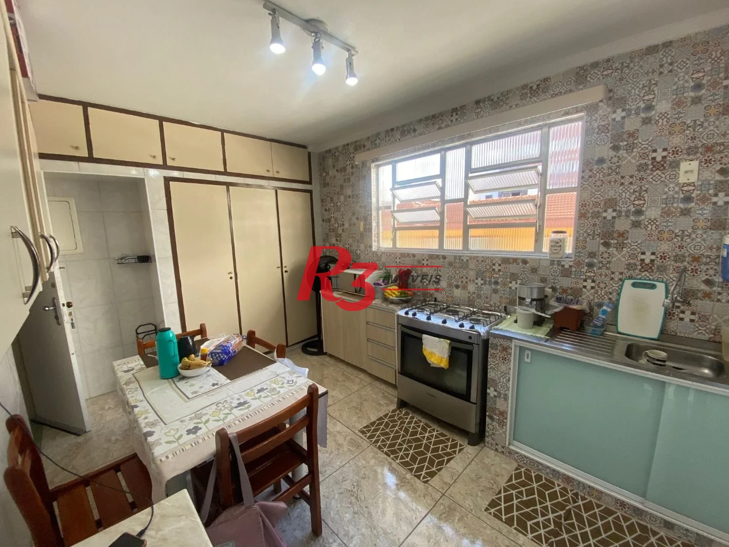 Apartamento com 3 dormitórios à venda, 109 m² por R$ 520.000,00 - Gonzaga - Santos/SP