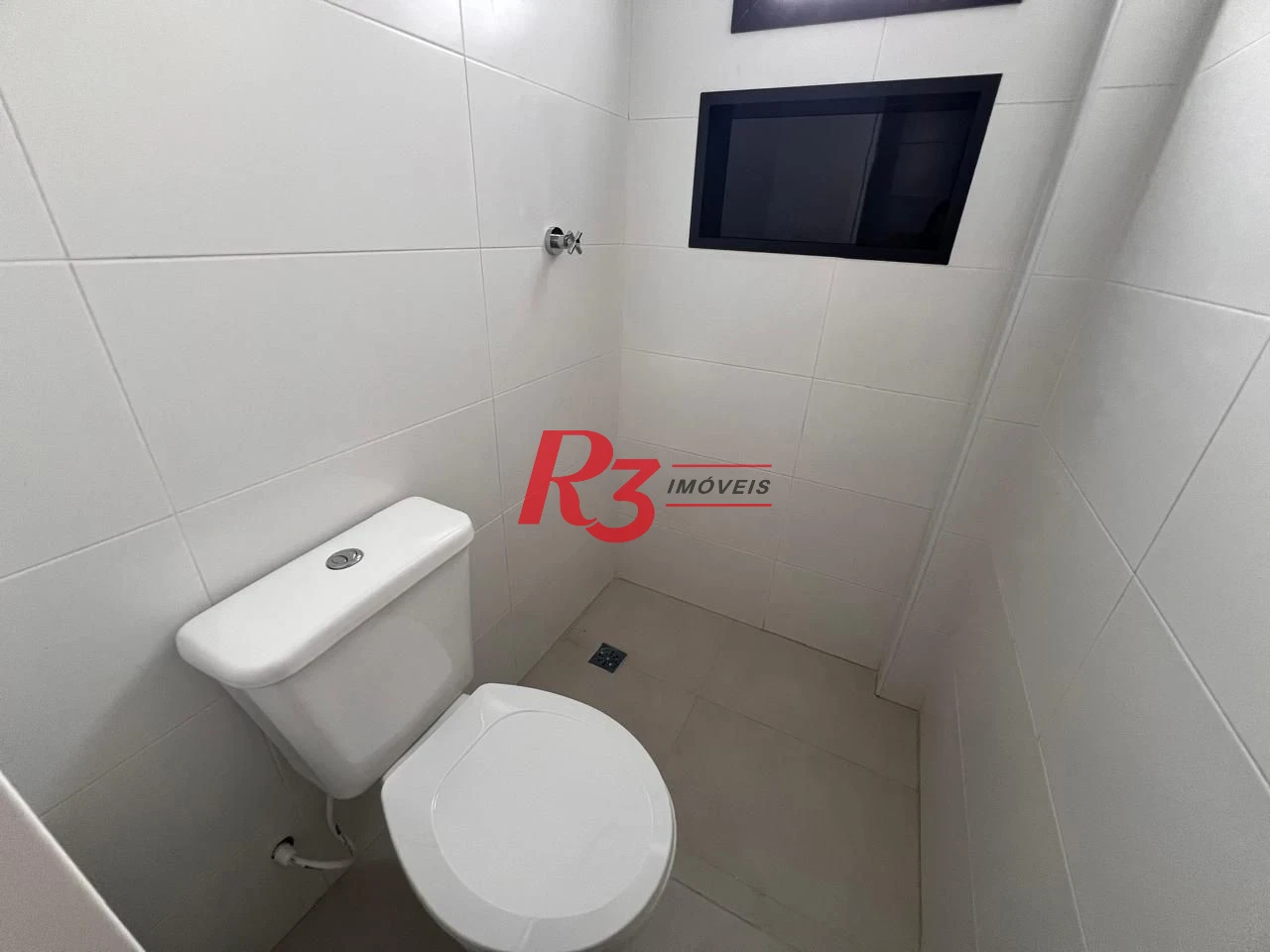 Village com 2 dormitórios à venda, 90 m² por R$ 655.000,00 - Campo Grande - Santos/SP