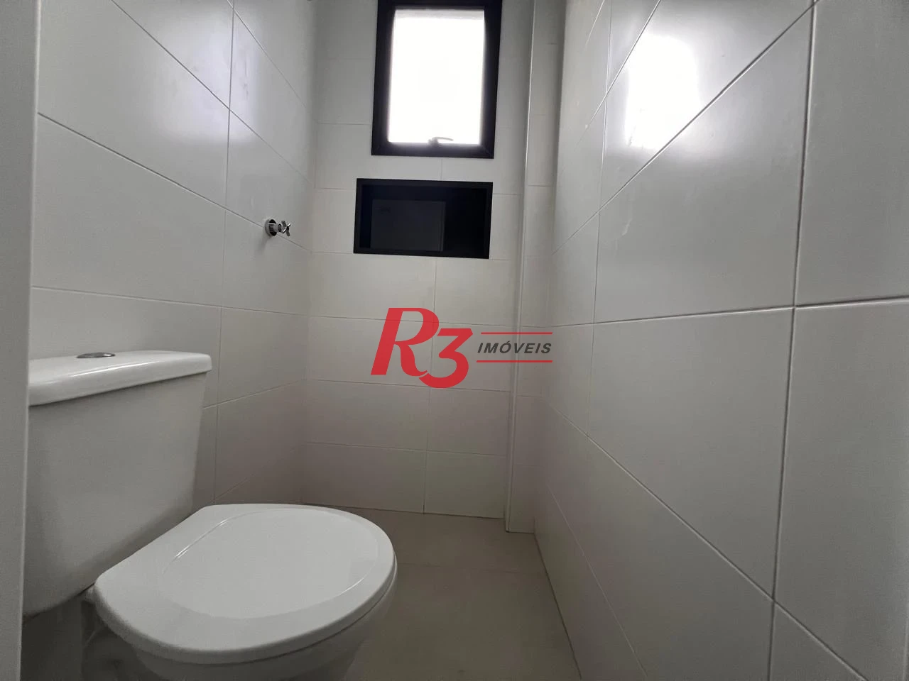 Village com 2 dormitórios à venda, 90 m² por R$ 655.000,00 - Campo Grande - Santos/SP