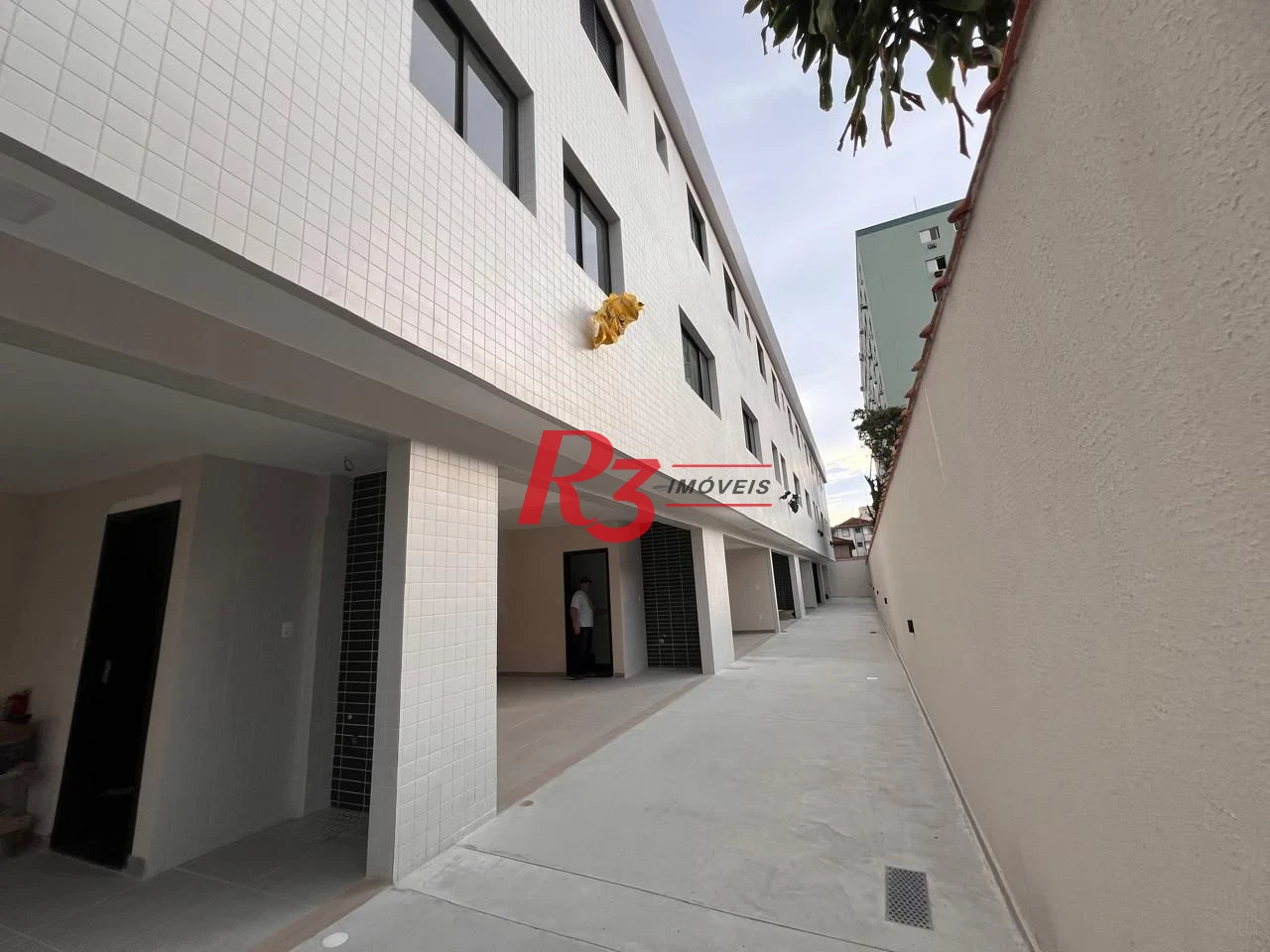 Village com 2 dormitórios à venda, 90 m² por R$ 655.000,00 - Campo Grande - Santos/SP