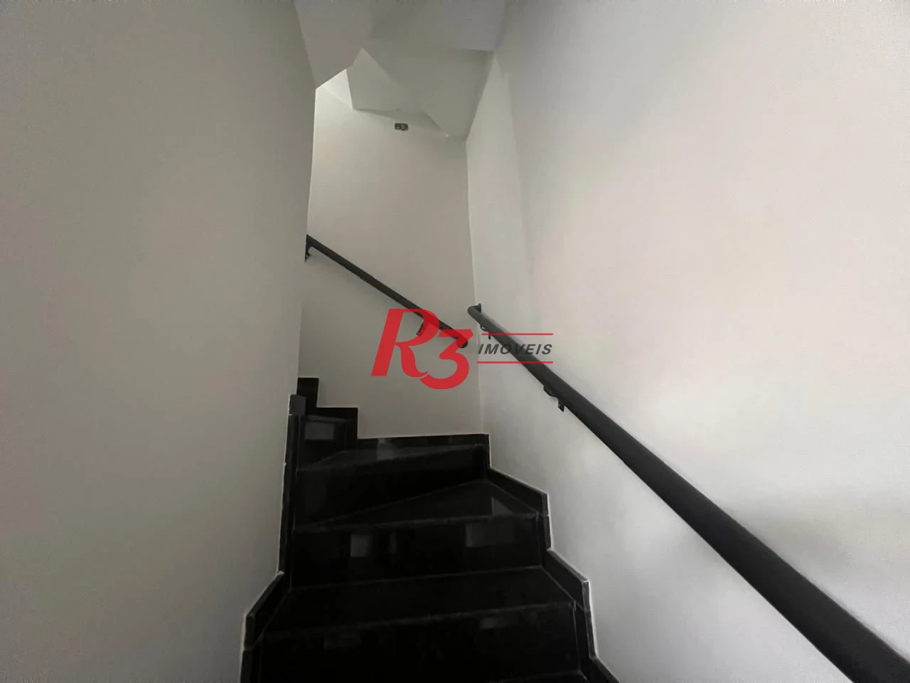 Village com 2 dormitórios à venda, 90 m² por R$ 655.000,00 - Campo Grande - Santos/SP