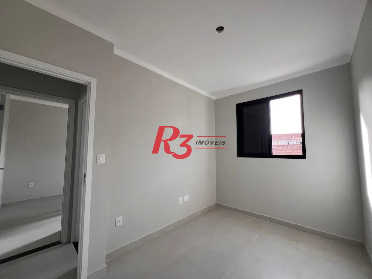 Village com 2 dormitórios à venda, 90 m² por R$ 655.000,00 - Campo Grande - Santos/SP