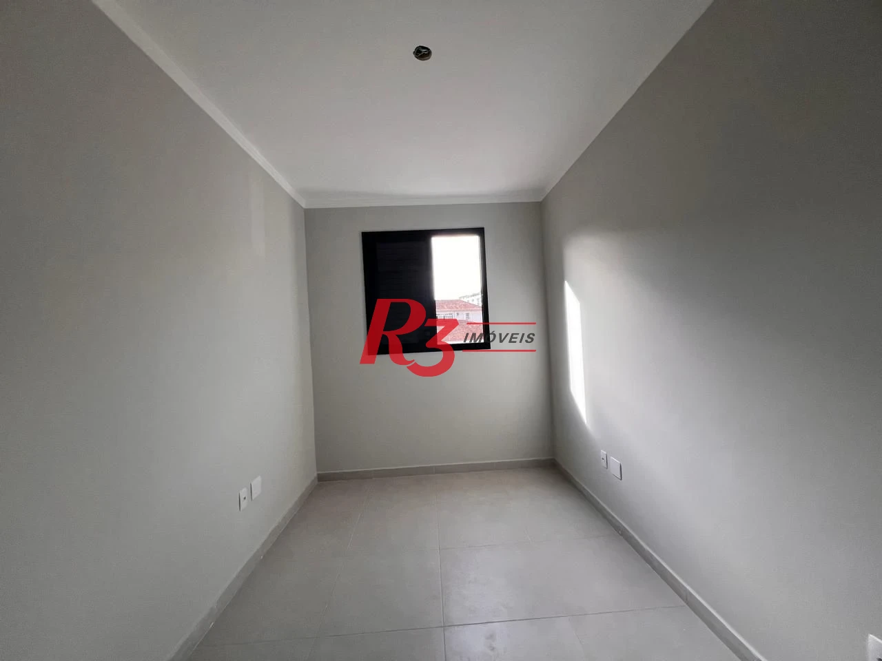 Village com 2 dormitórios à venda, 90 m² por R$ 655.000,00 - Campo Grande - Santos/SP