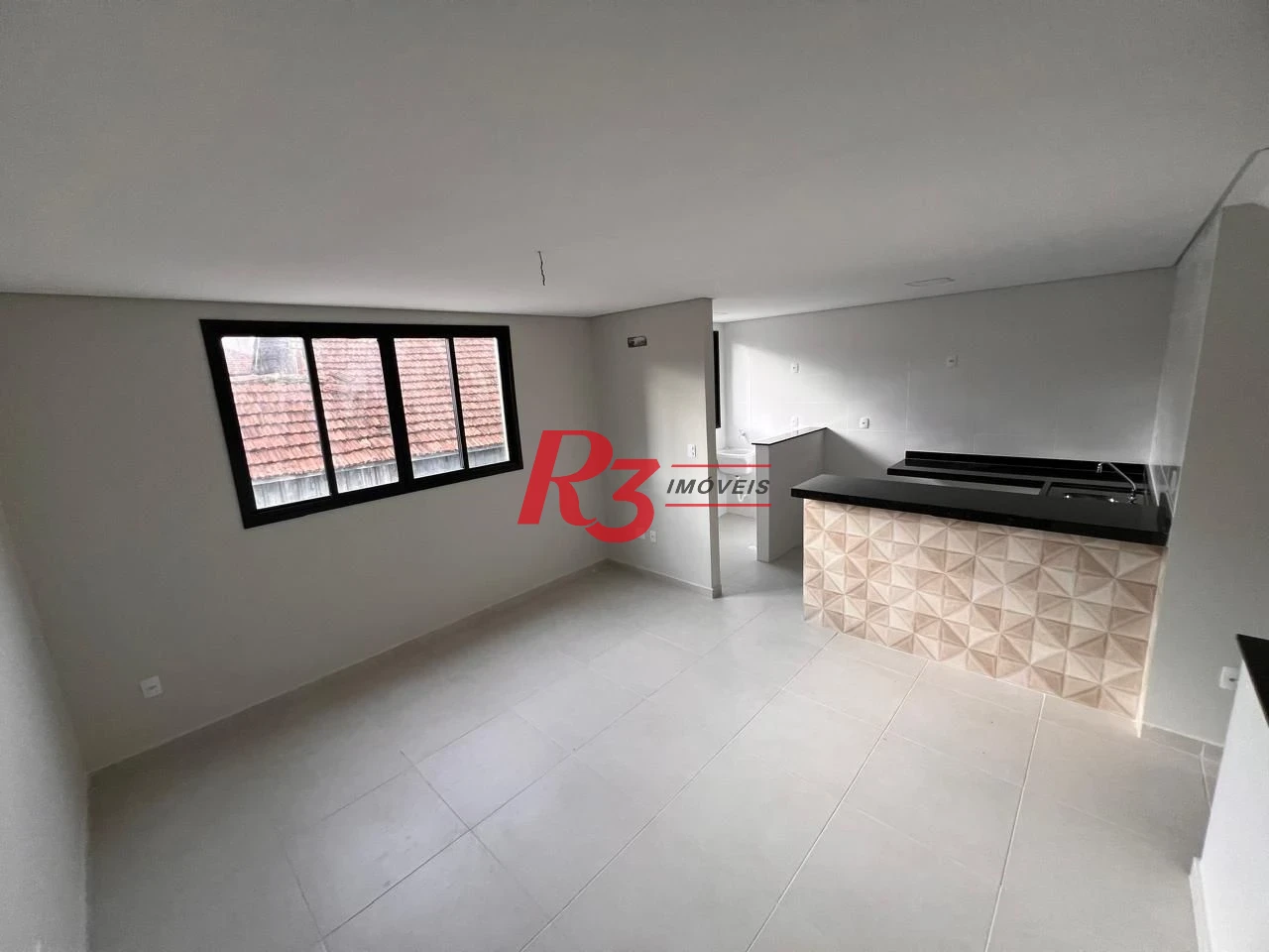 Village com 2 dormitórios à venda, 90 m² por R$ 655.000,00 - Campo Grande - Santos/SP