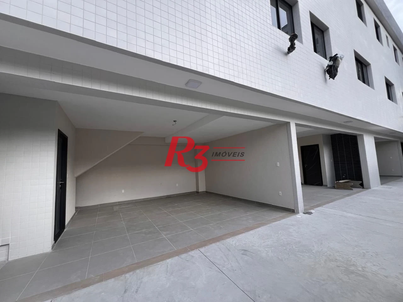 Village com 2 dormitórios à venda, 90 m² por R$ 655.000,00 - Campo Grande - Santos/SP