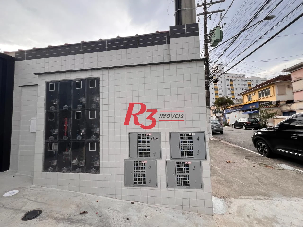 Village com 2 dormitórios à venda, 90 m² por R$ 655.000,00 - Campo Grande - Santos/SP