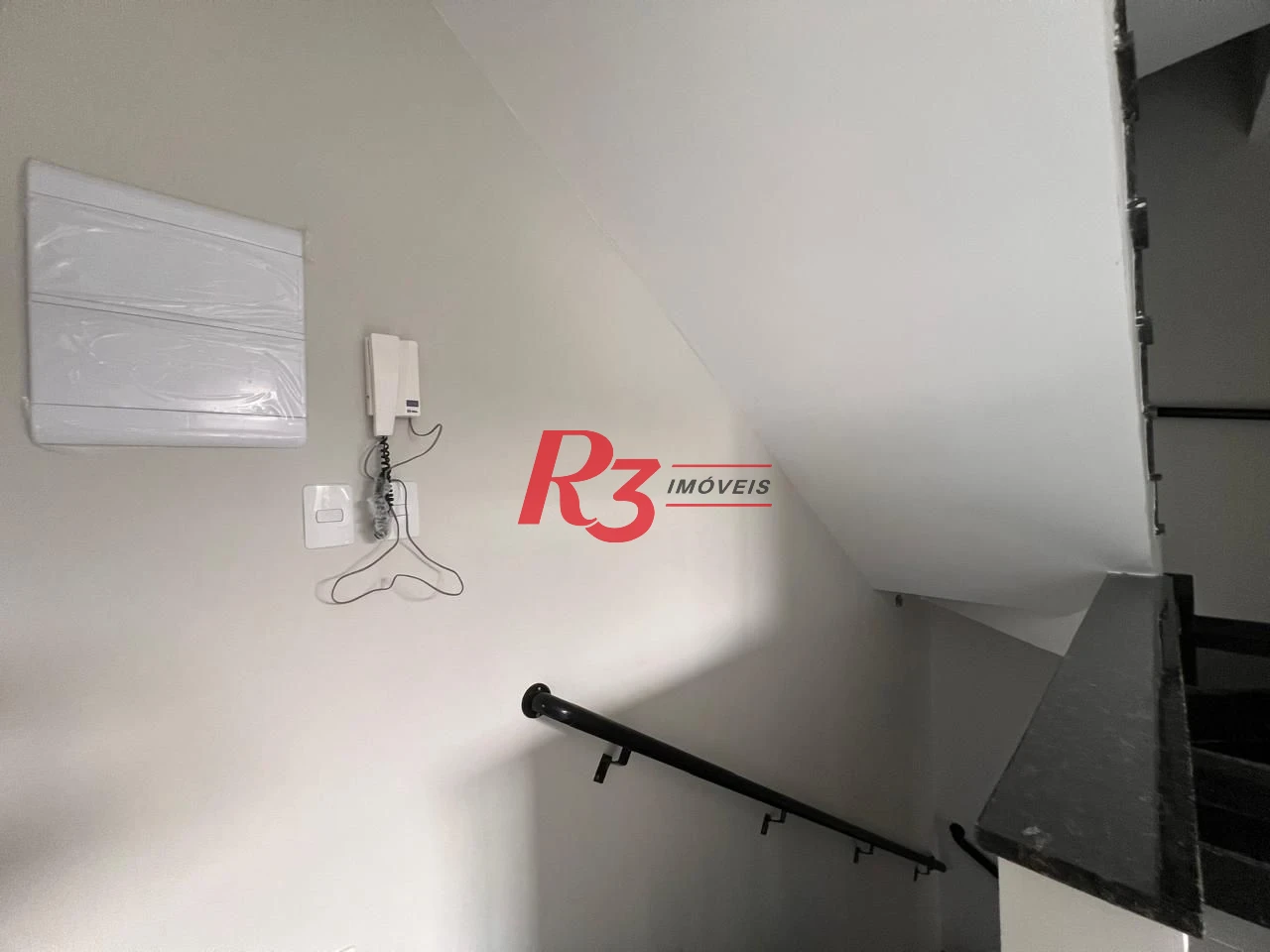 Village com 2 dormitórios à venda, 90 m² por R$ 688.000,00 - Campo Grande - Santos/SP