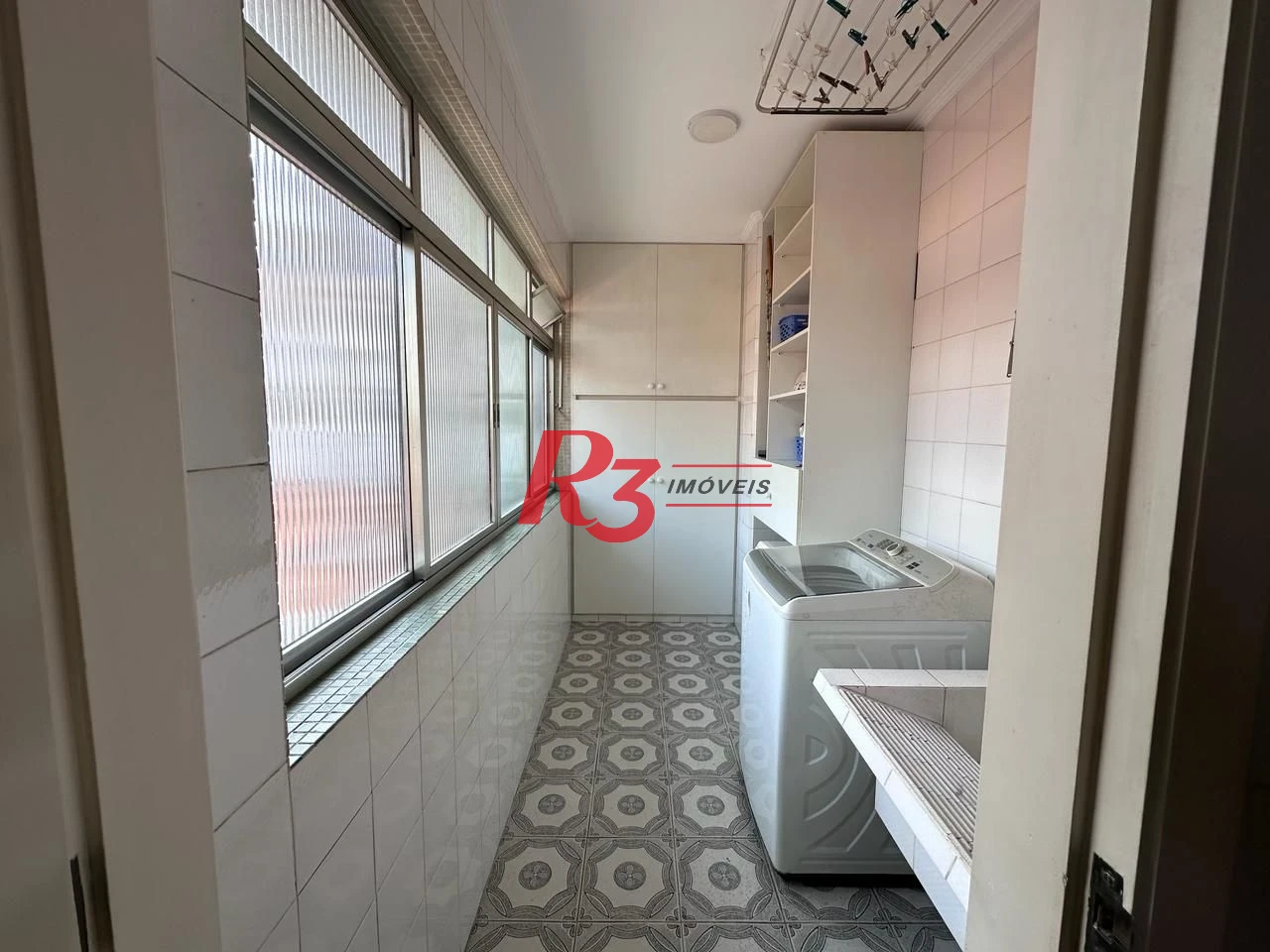 Apartamento com 4 dormitórios à venda, 185 m² por R$ 1.200.000,00 - Marapé - Santos/SP