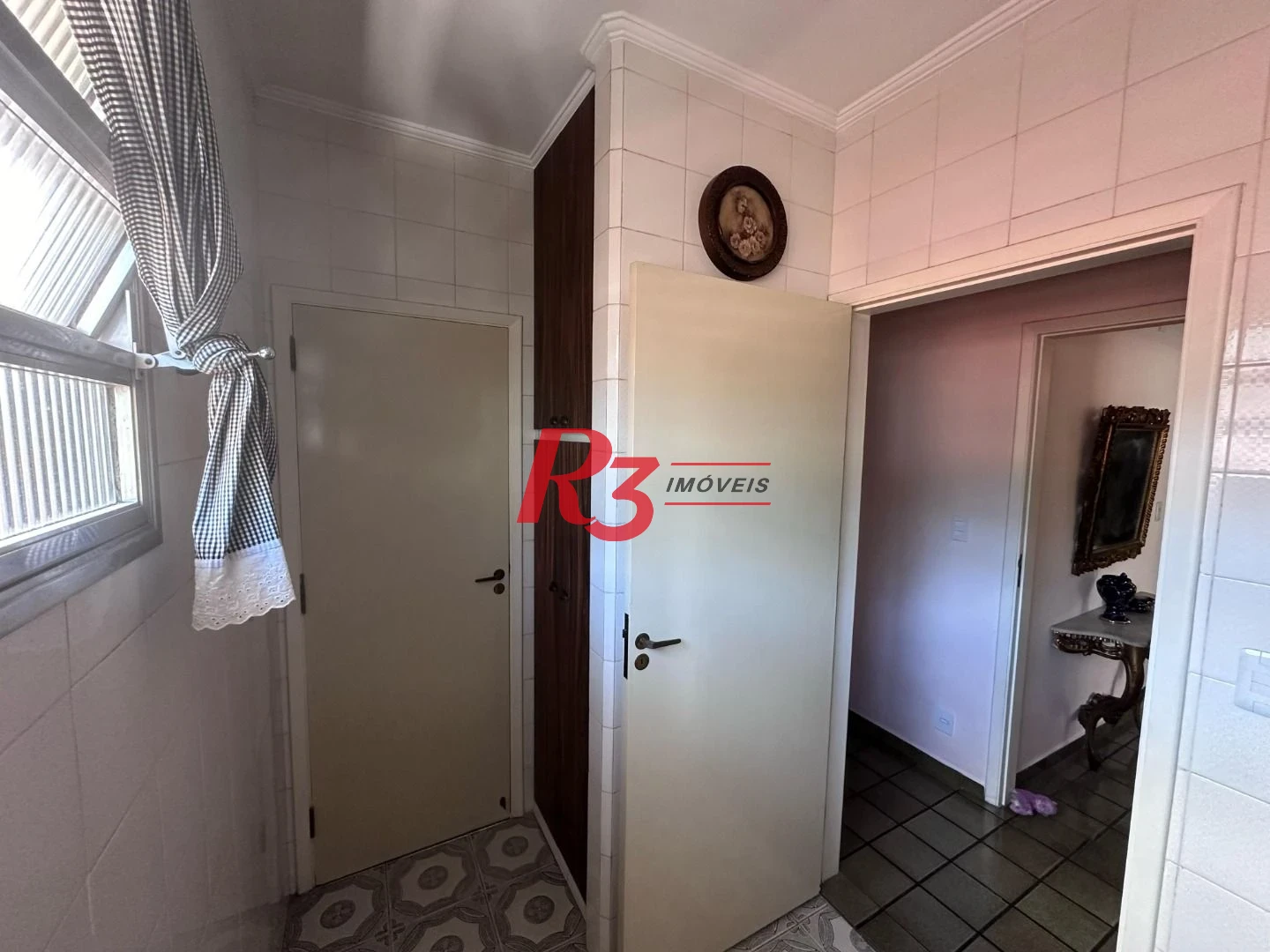 Apartamento com 4 dormitórios à venda, 185 m² por R$ 1.200.000,00 - Marapé - Santos/SP