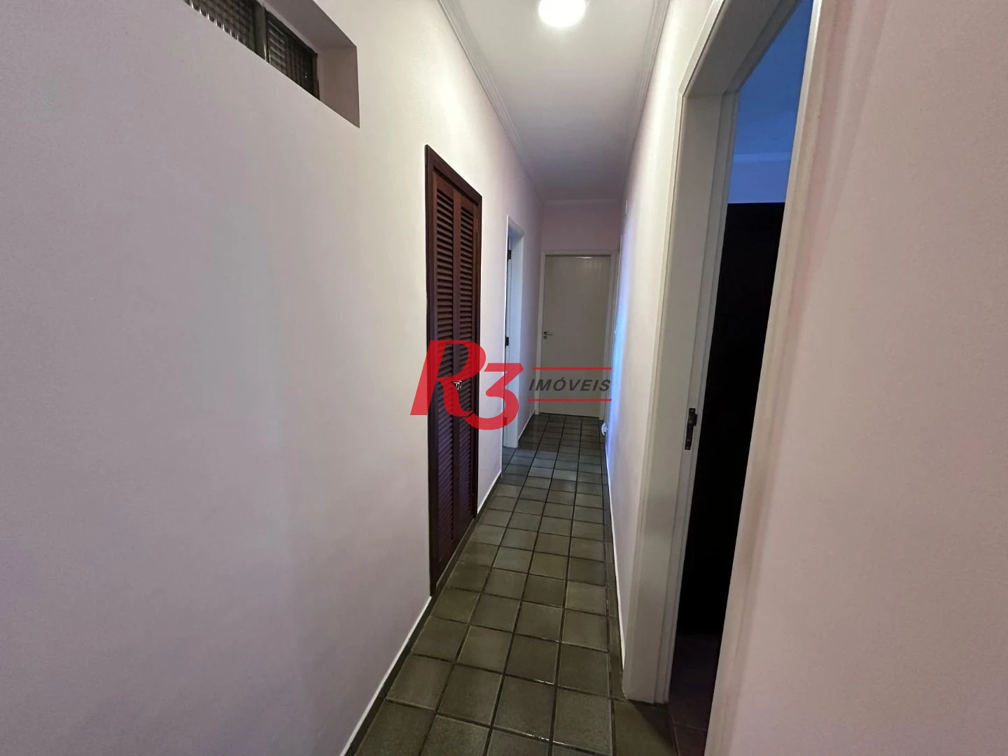 Apartamento com 4 dormitórios à venda, 185 m² por R$ 1.200.000,00 - Marapé - Santos/SP