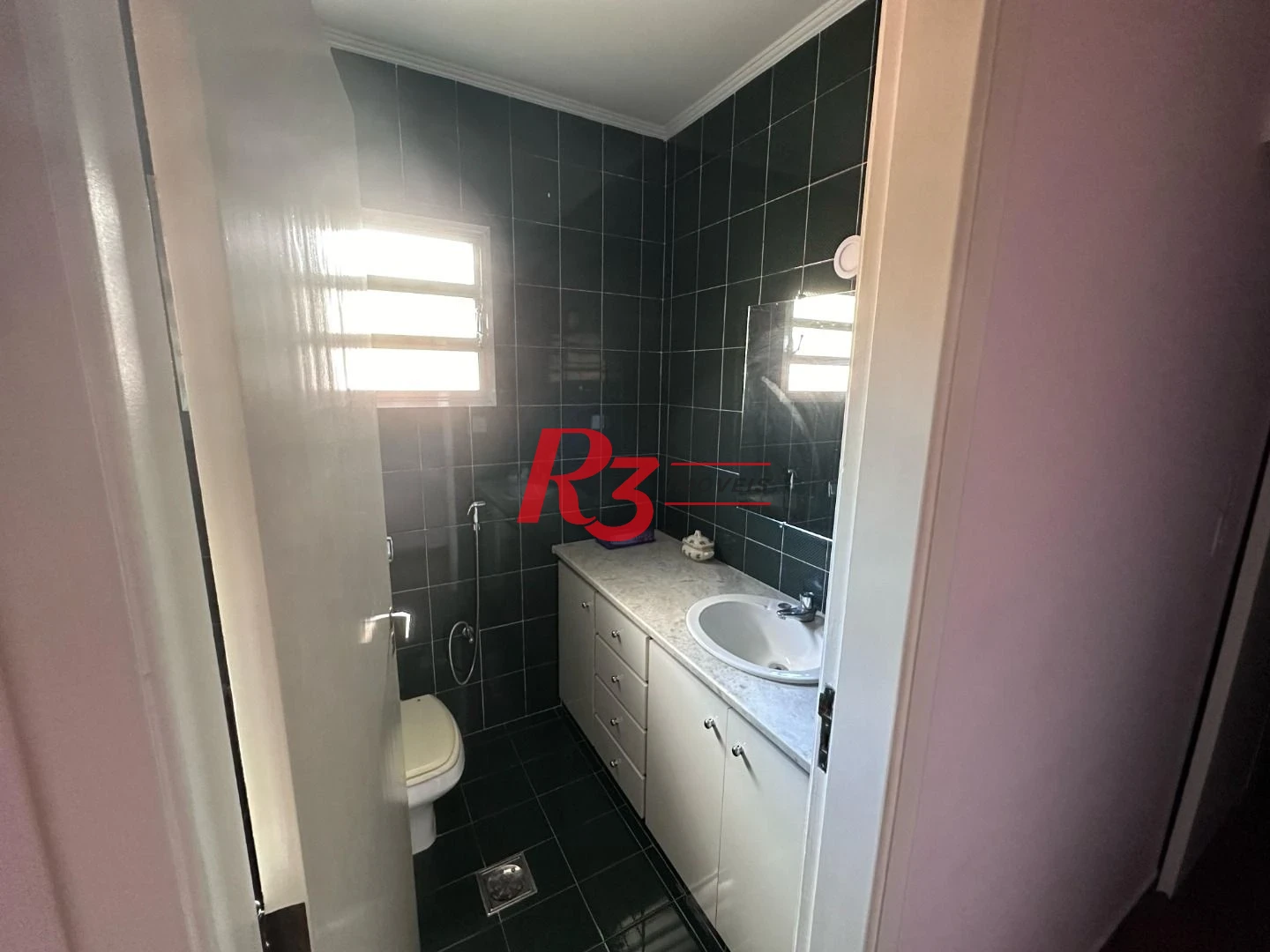 Apartamento com 4 dormitórios à venda, 185 m² por R$ 1.200.000,00 - Marapé - Santos/SP
