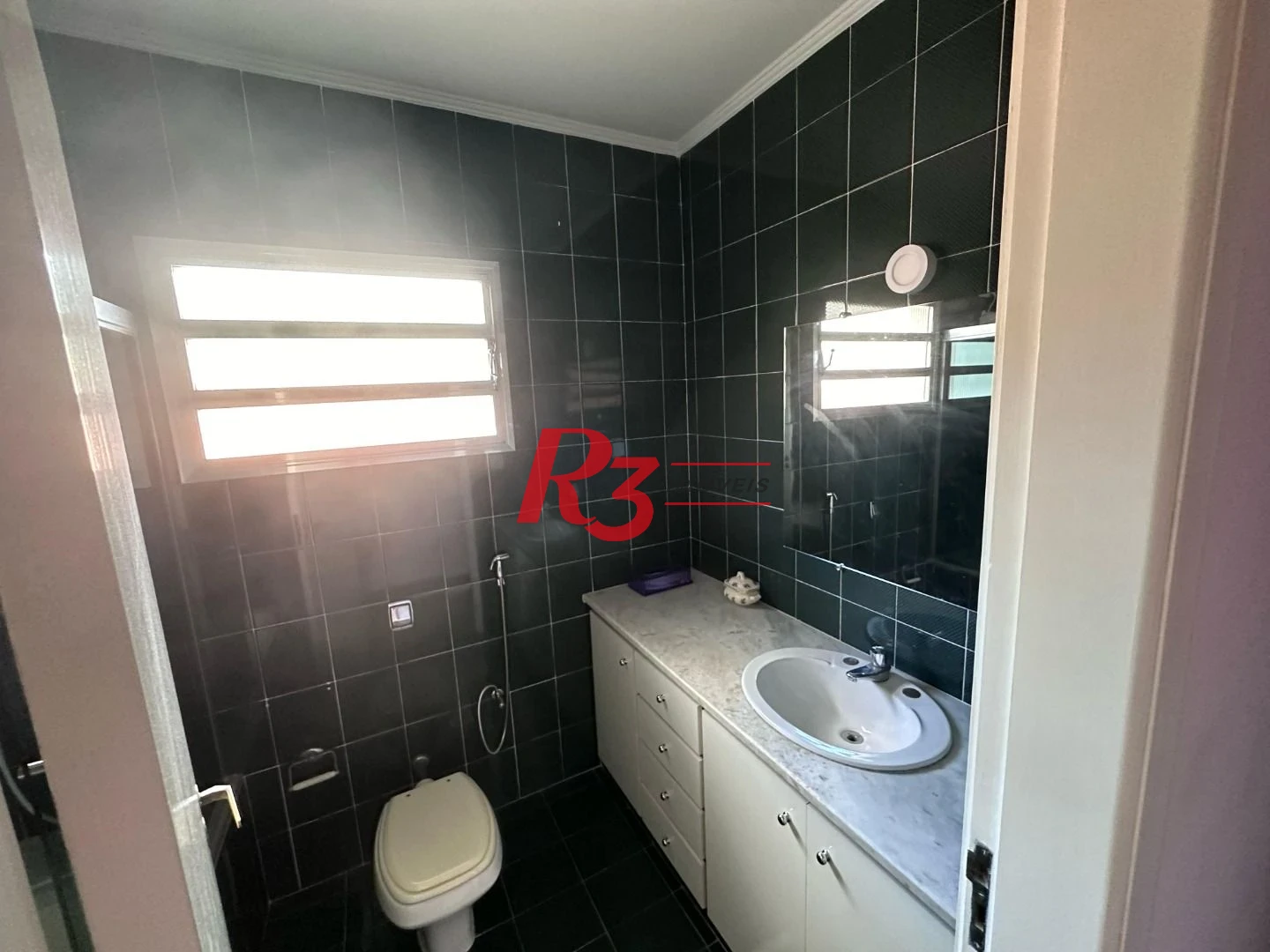 Apartamento com 4 dormitórios à venda, 185 m² por R$ 1.200.000,00 - Marapé - Santos/SP