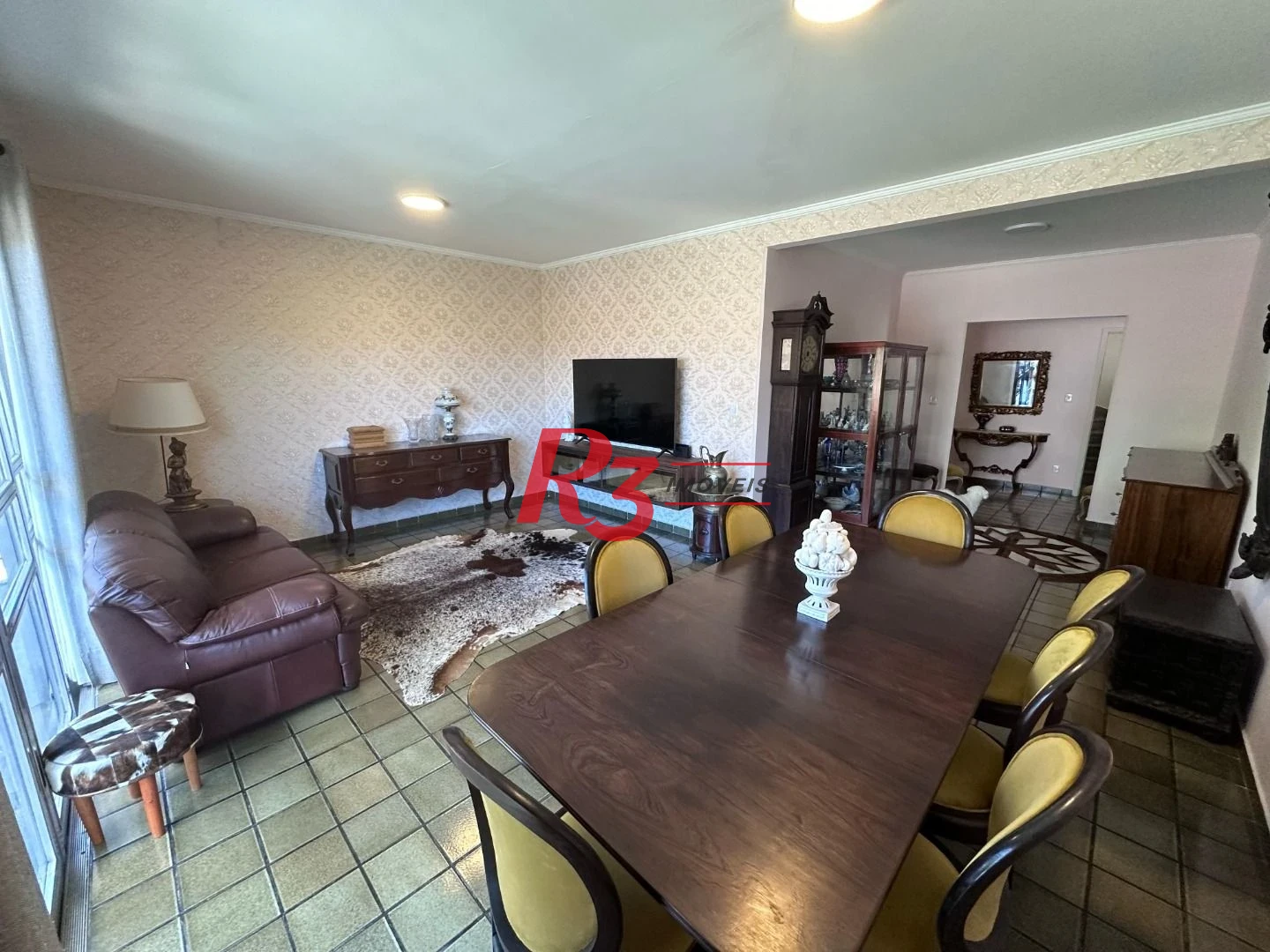 Apartamento com 4 dormitórios à venda, 185 m² por R$ 1.200.000,00 - Marapé - Santos/SP