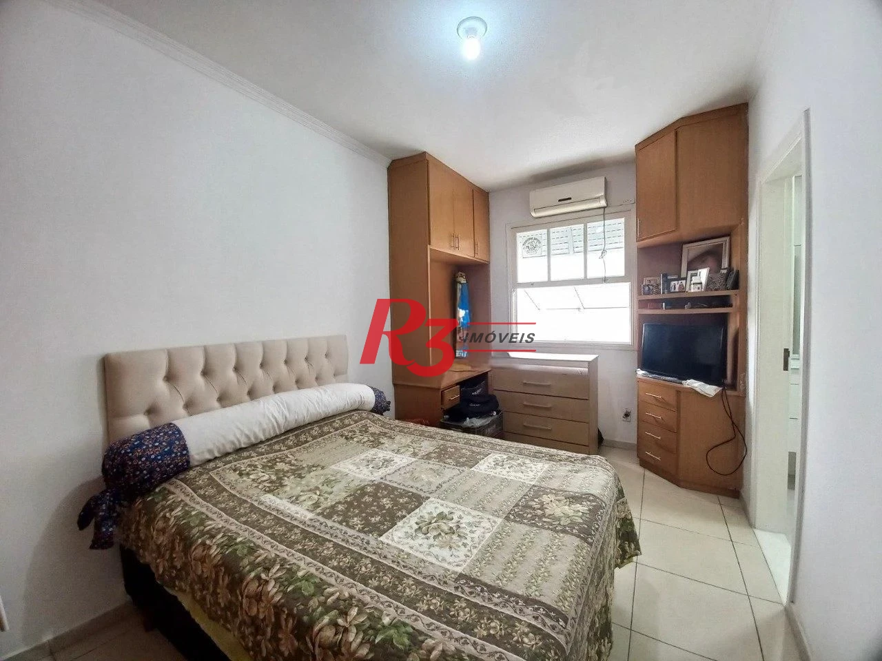 Apartamento com 2 dormitórios à venda, 85 m² por R$ 550.000,00 - Embaré - Santos/SP