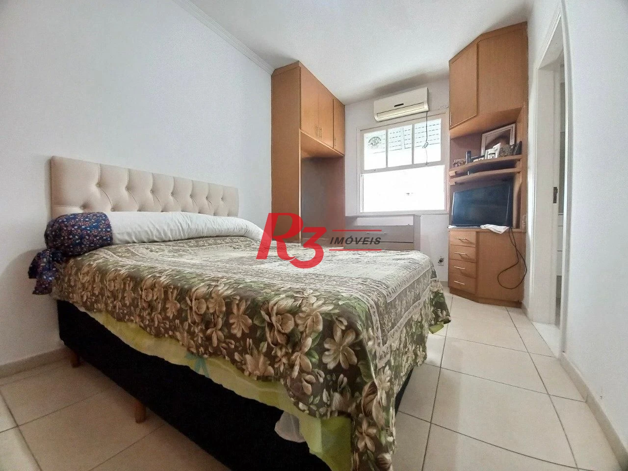 Apartamento com 2 dormitórios à venda, 85 m² por R$ 550.000,00 - Embaré - Santos/SP