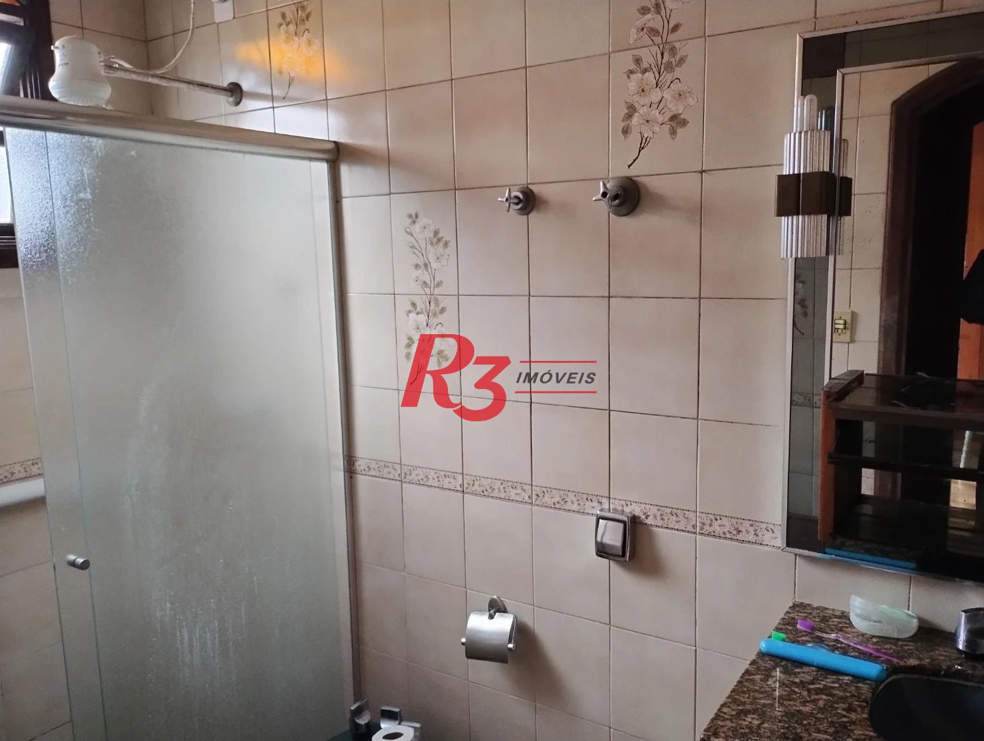 Excelente Oportunidade Comercial – Imóvel Amplo e Bem