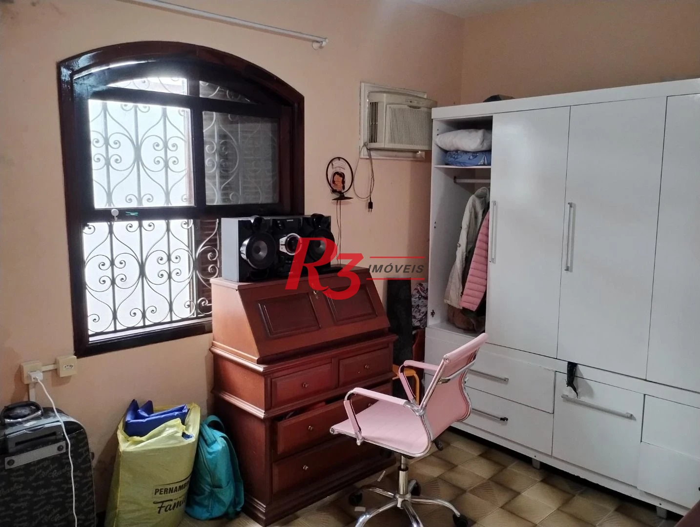 Excelente Oportunidade Comercial – Imóvel Amplo e Bem