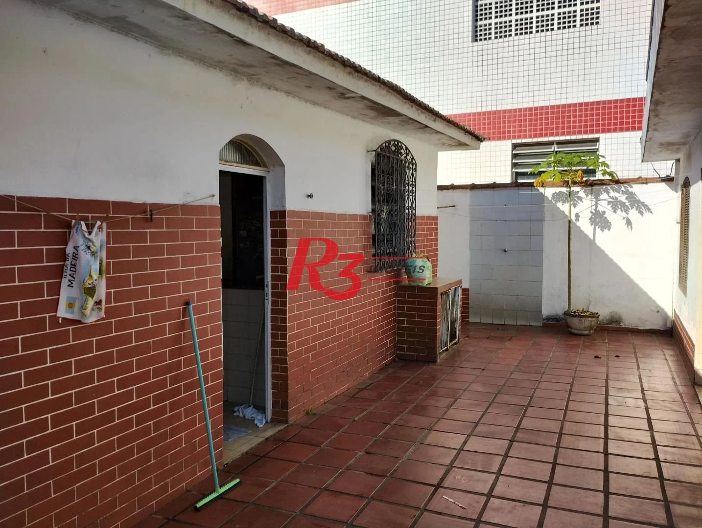 Excelente Oportunidade Comercial – Imóvel Amplo e Bem