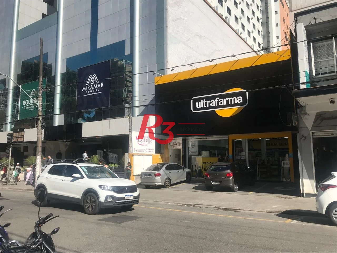 Loja em excelente localização em Santos !!!