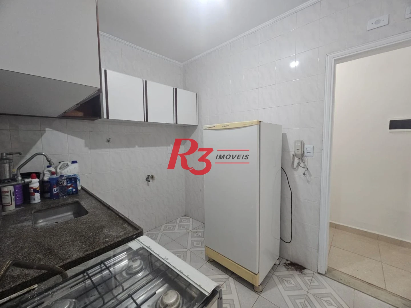 Apartamento para Alugar 3 dormitórios Frente Mar 1 VG Bairro Embaré Santos.
