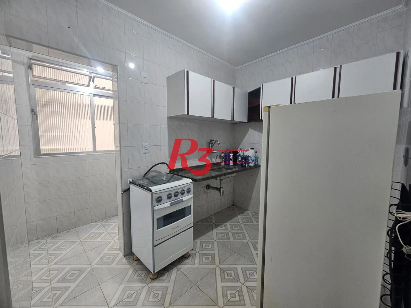 Apartamento para Alugar 3 dormitórios Frente Mar 1 VG Bairro Embaré Santos.