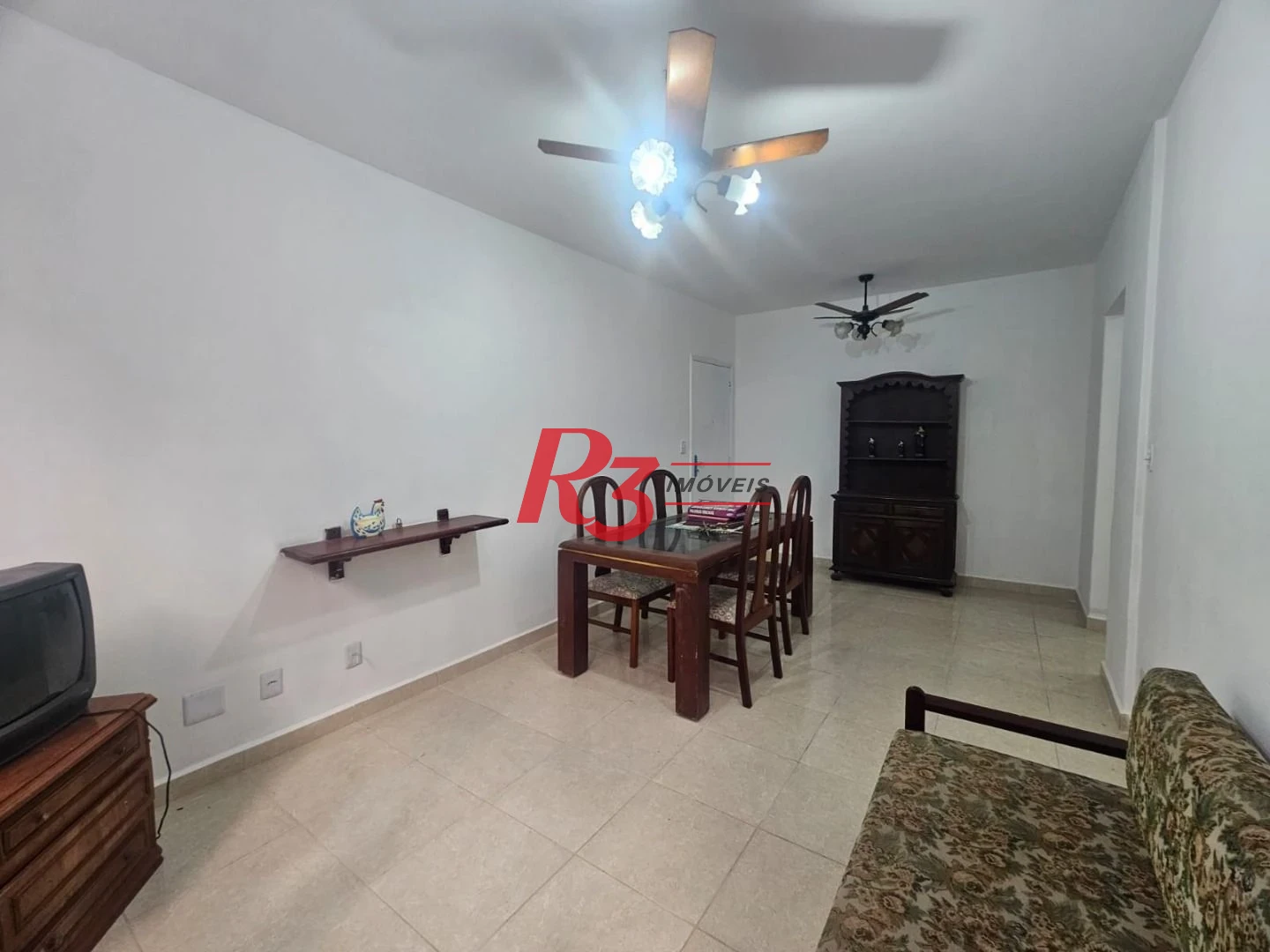 Apartamento para Alugar 3 dormitórios Frente Mar 1 VG Bairro Embaré Santos.