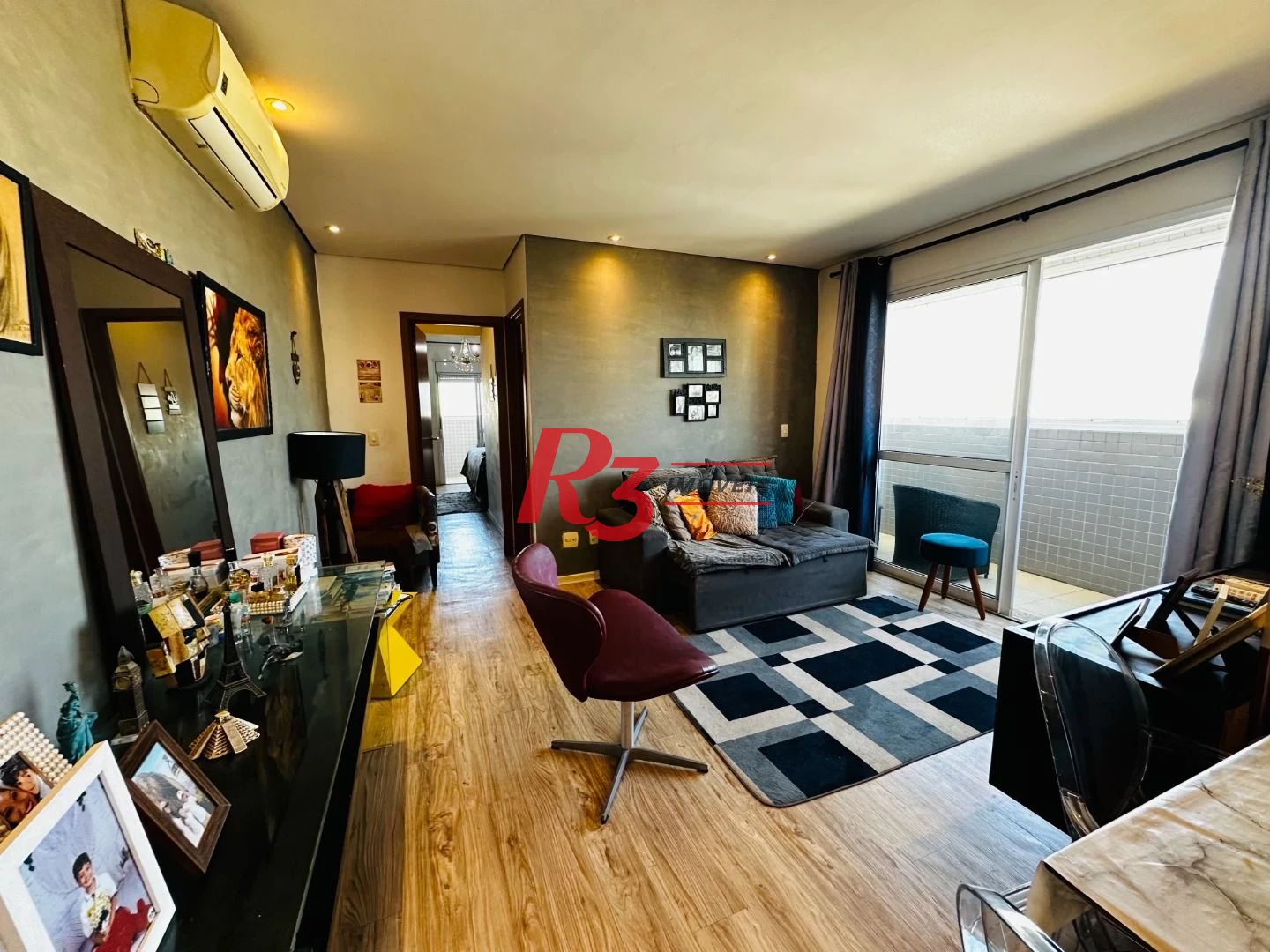 Apartamento com 2 dormitórios à venda, 82 m² por R$ 1.020.000,00 - Gonzaga - Santos/SP
