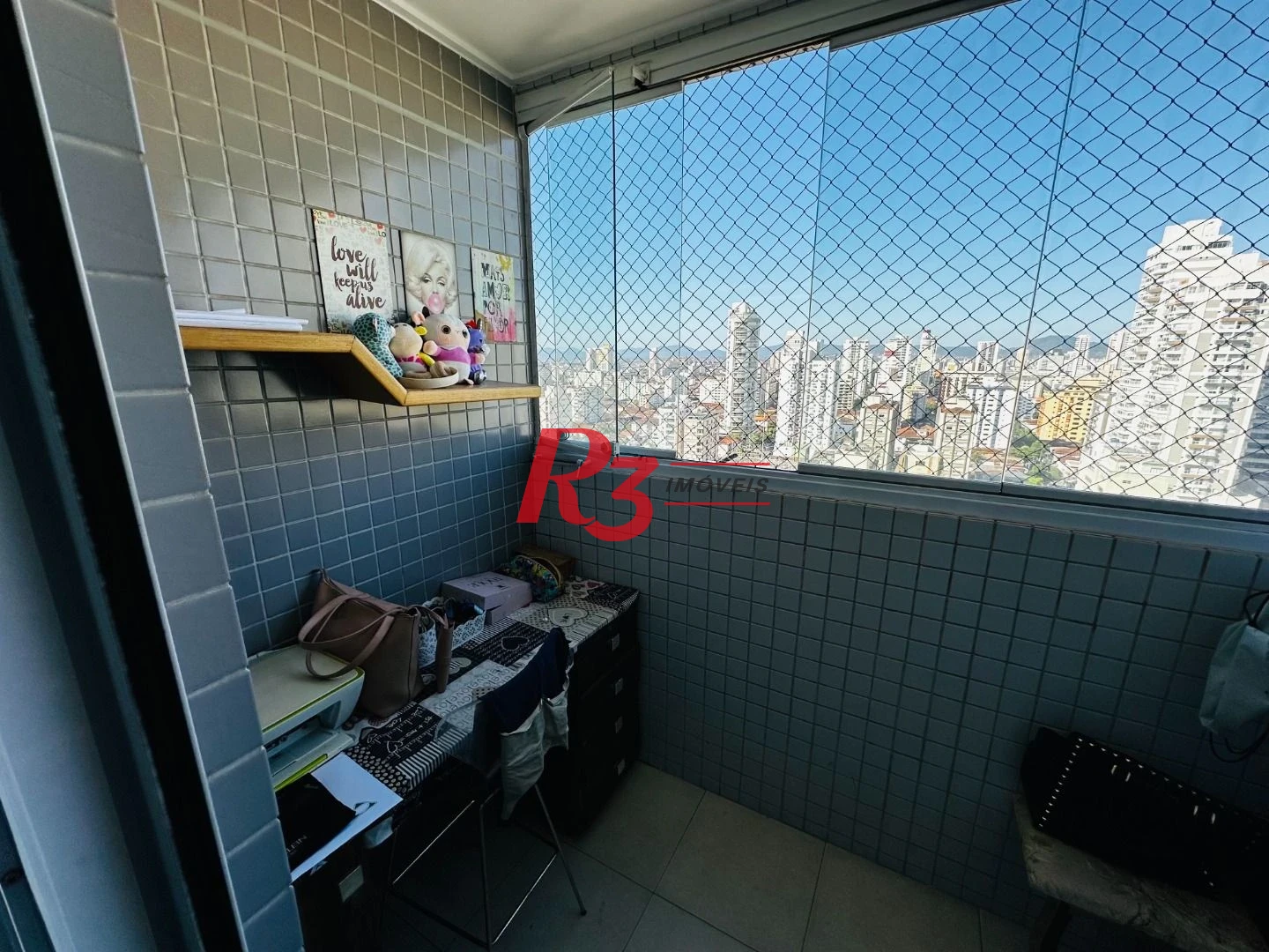 Apartamento com 2 dormitórios à venda, 82 m² por R$ 1.020.000,00 - Gonzaga - Santos/SP