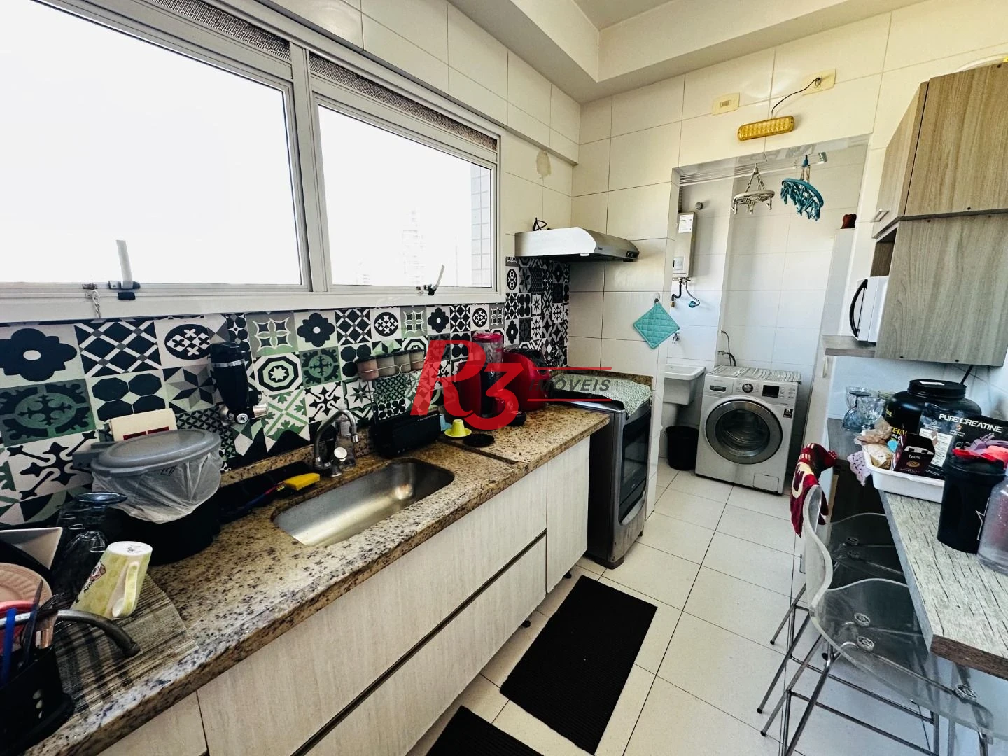 Apartamento com 2 dormitórios à venda, 82 m² por R$ 1.020.000,00 - Gonzaga - Santos/SP