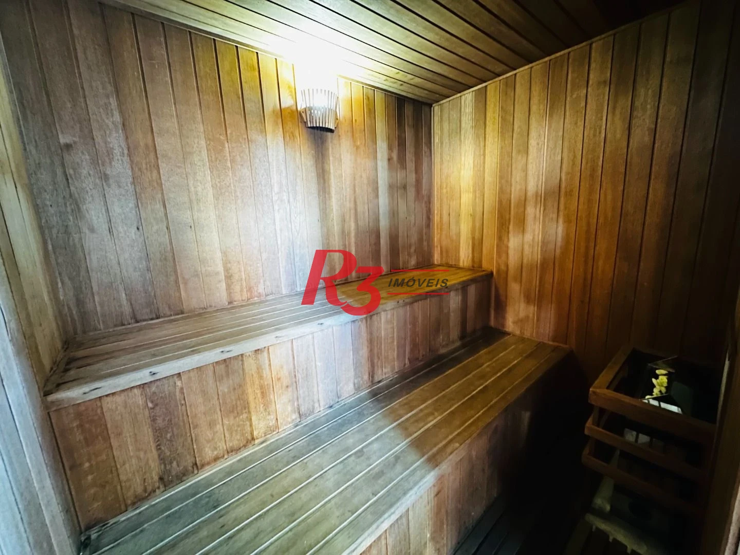 Apartamento com 2 dormitórios à venda, 82 m² por R$ 1.020.000,00 - Gonzaga - Santos/SP