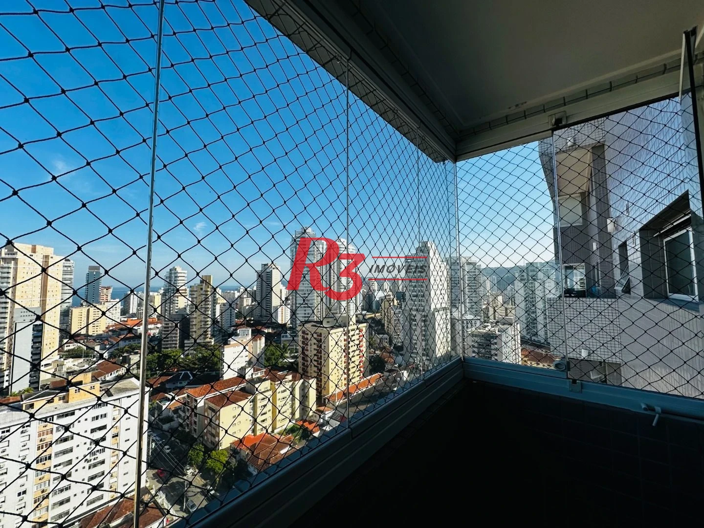 Apartamento com 2 dormitórios à venda, 82 m² por R$ 1.020.000,00 - Gonzaga - Santos/SP