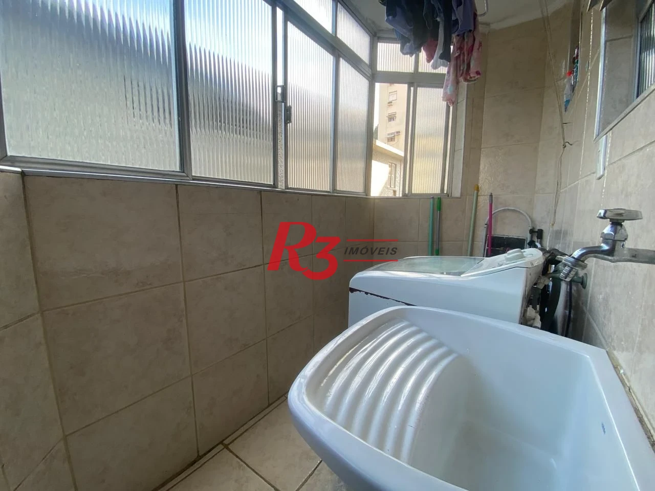 Apartamento com 1 dormitório à venda, 52 m² por R$ 339.990,00 - Marapé - Santos/SP