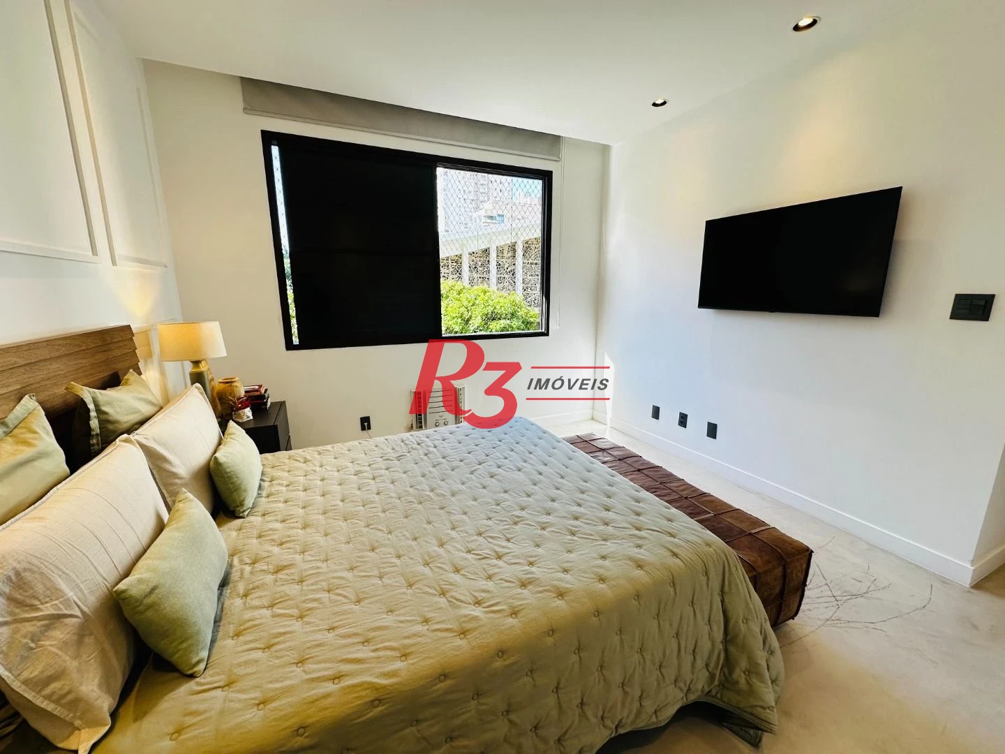 Apartamento com 4 dormitórios à venda, 238 m² por R$ 2.800.000,00 - Boqueirão - Santos/SP