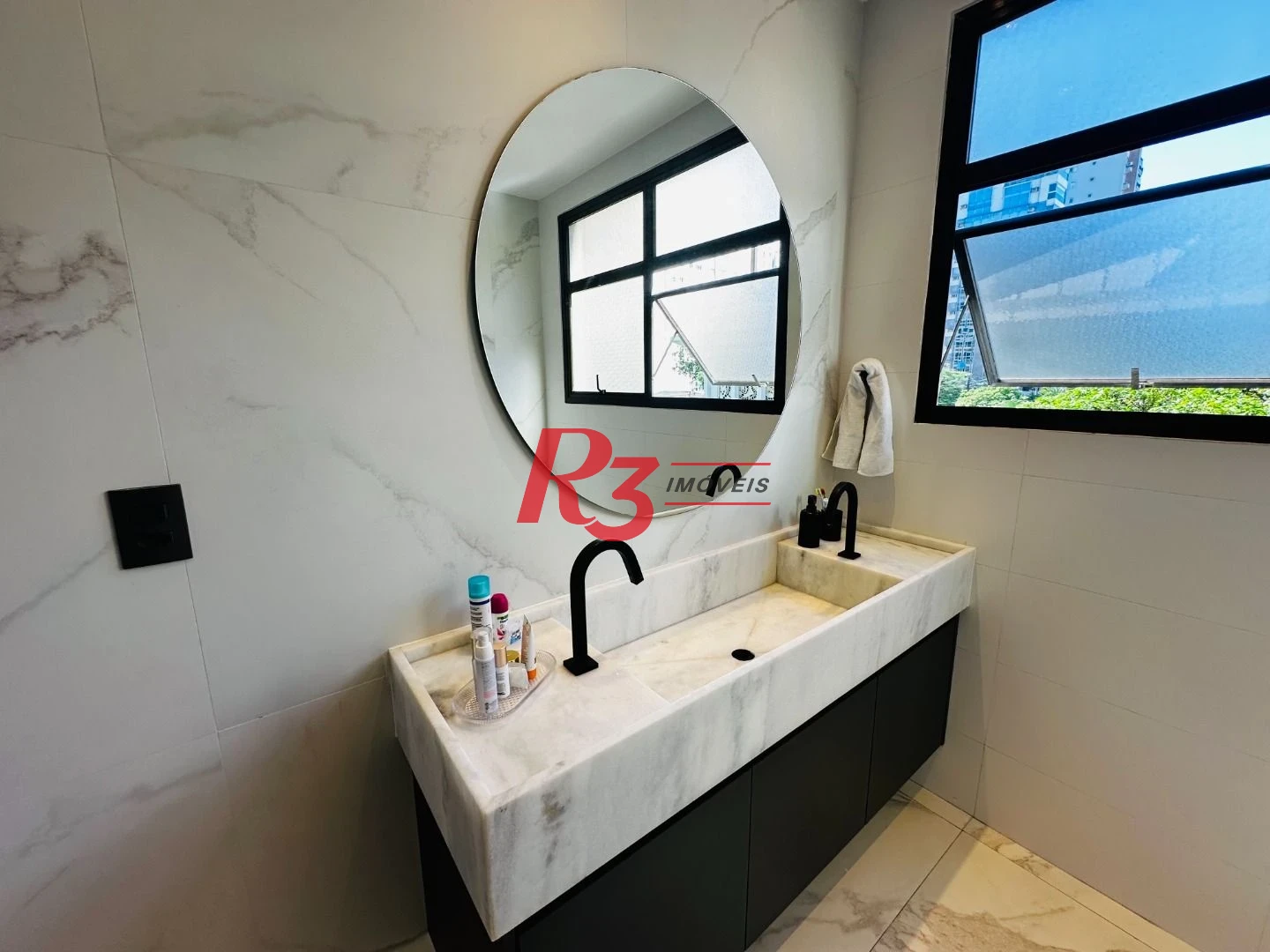 Apartamento com 4 dormitórios à venda, 238 m² por R$ 2.800.000,00 - Boqueirão - Santos/SP
