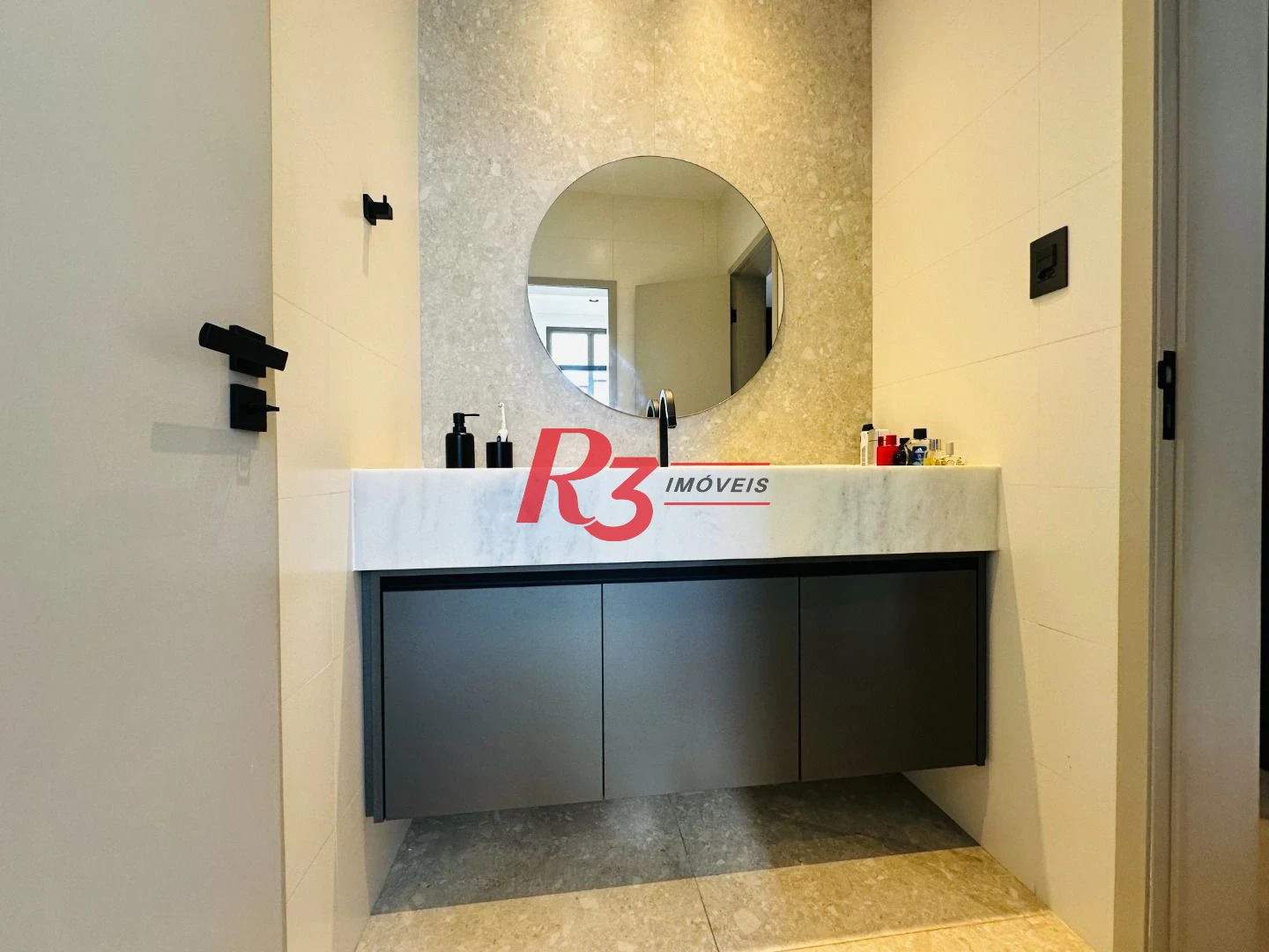 Apartamento com 4 dormitórios à venda, 238 m² por R$ 2.800.000,00 - Boqueirão - Santos/SP