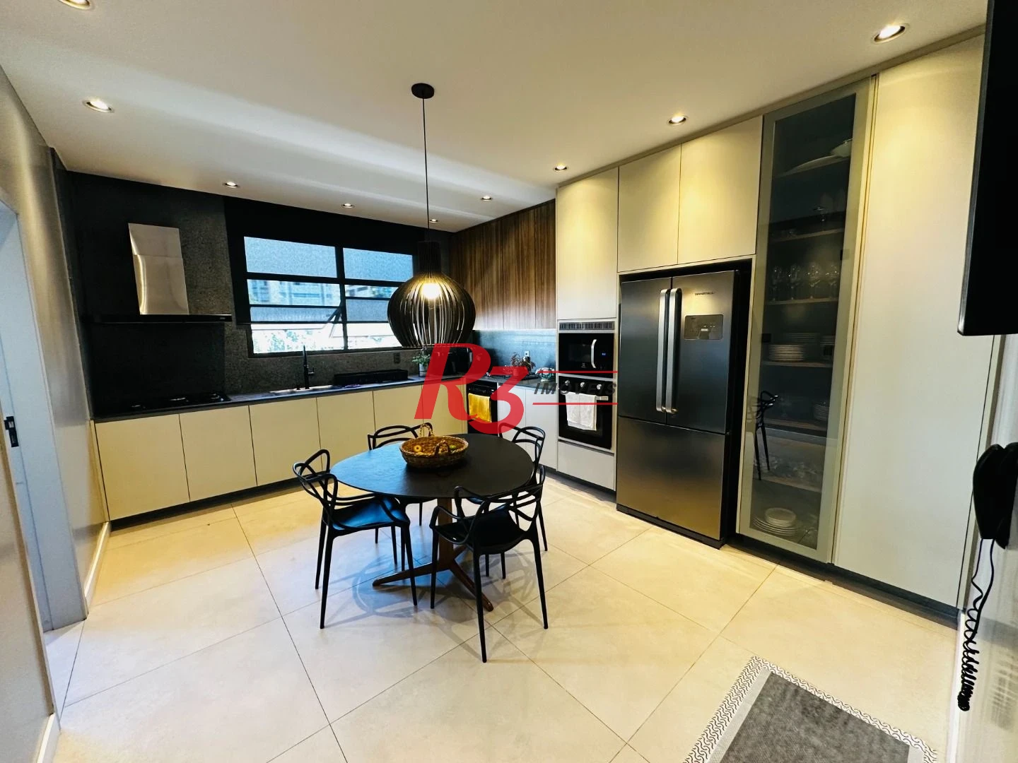 Apartamento com 4 dormitórios à venda, 238 m² por R$ 2.800.000,00 - Boqueirão - Santos/SP