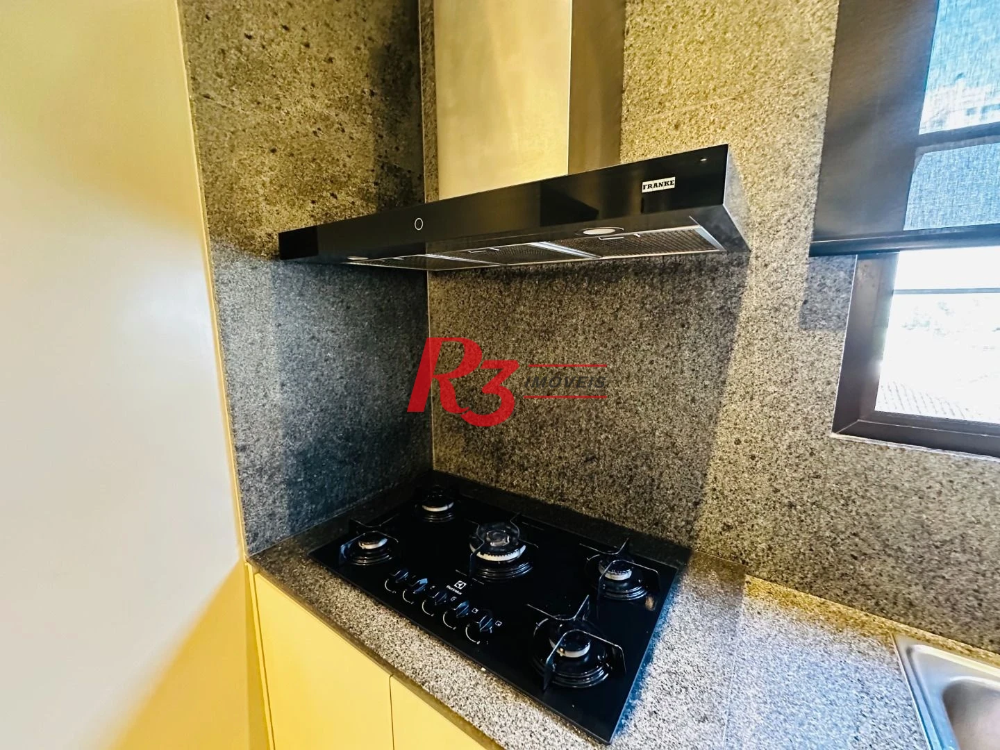 Apartamento com 4 dormitórios à venda, 238 m² por R$ 2.800.000,00 - Boqueirão - Santos/SP
