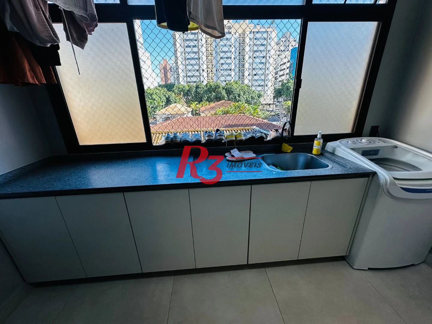 Apartamento com 4 dormitórios à venda, 238 m² por R$ 2.800.000,00 - Boqueirão - Santos/SP