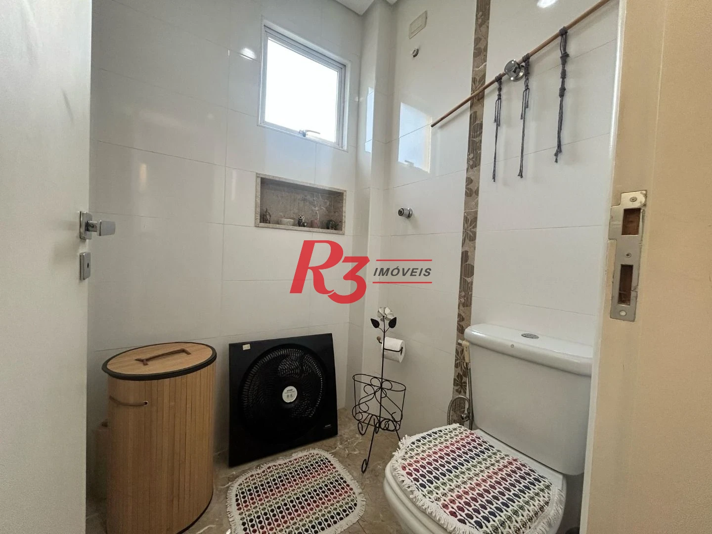 Casa com 2 dormitórios à venda, 130 m² por R$ 890.000,00 - Marapé - Santos/SP