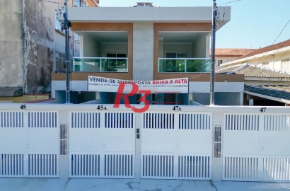 Casa com 3 suítes à venda, 115 m² por R$ 820.000 - Marapé - Santos/SP