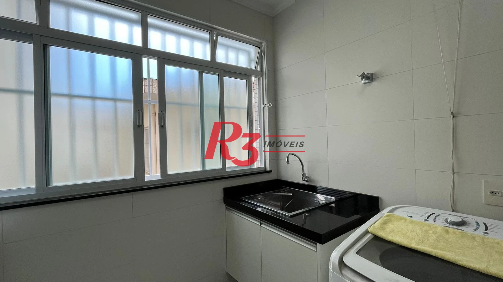 Casa com 4 dormitórios à venda, 370 m² por R$ 2.800.000,00 - Ponta da Praia - Santos/SP