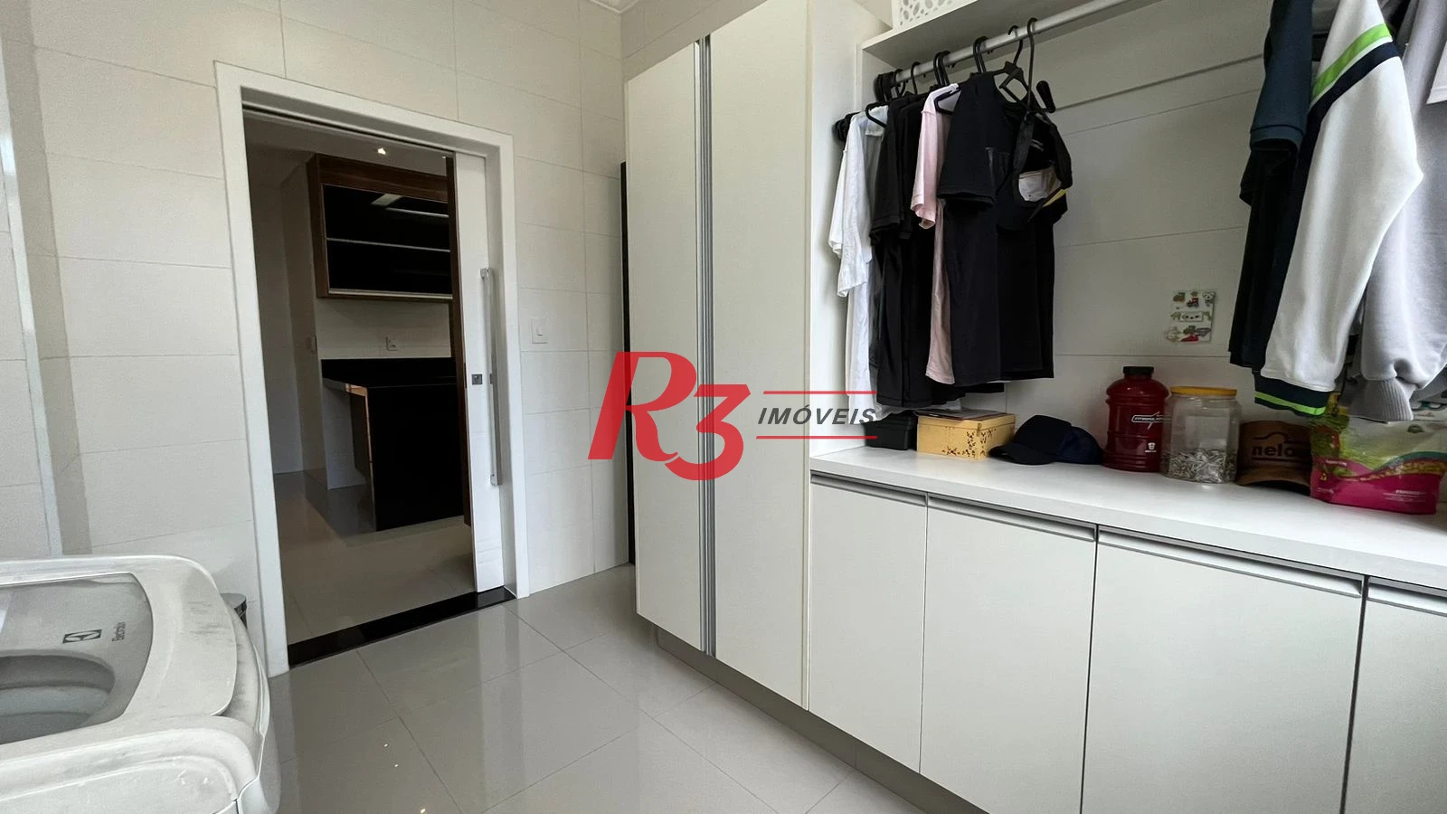 Casa com 4 dormitórios à venda, 370 m² por R$ 2.800.000,00 - Ponta da Praia - Santos/SP